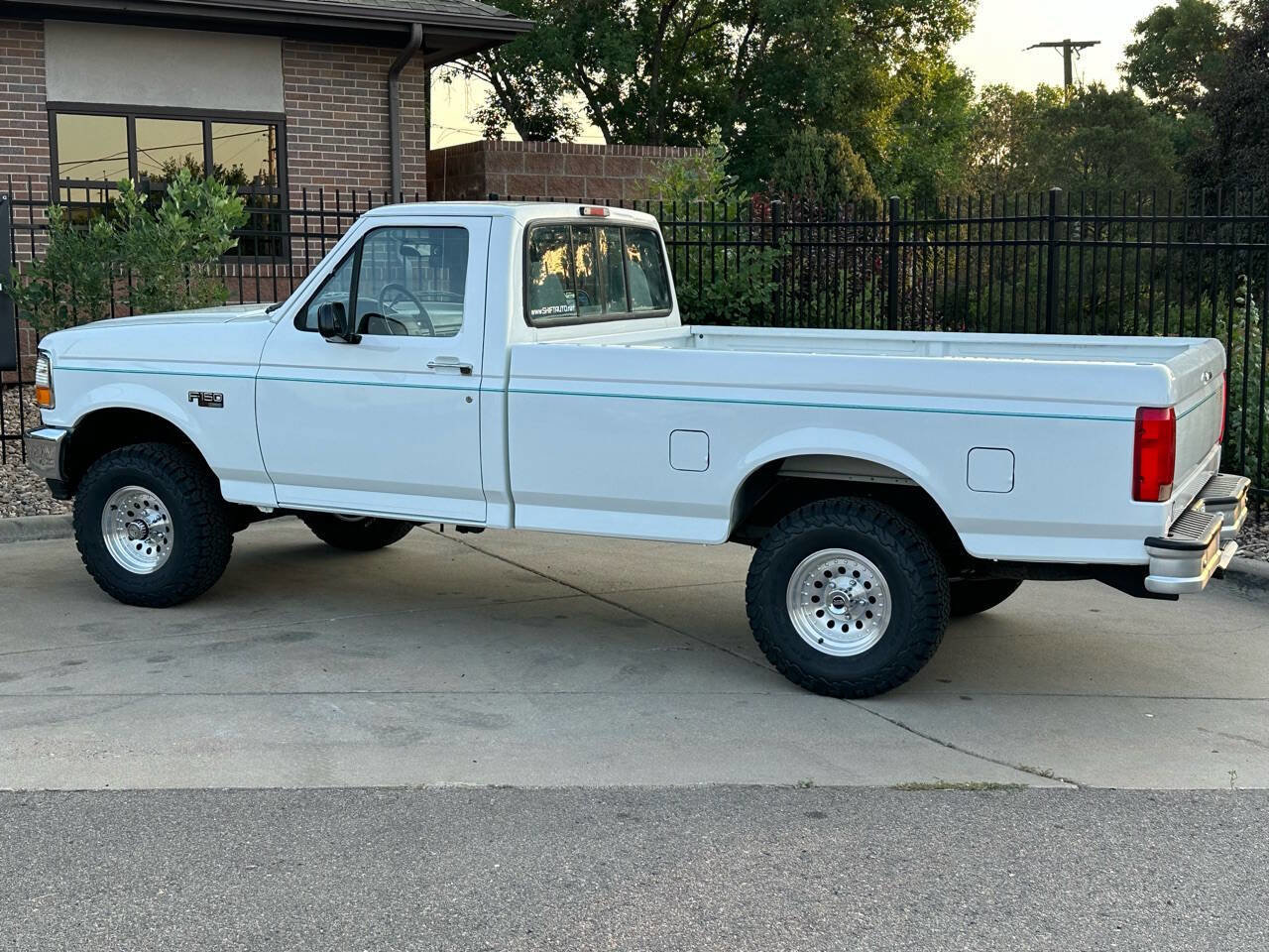 Used 1996 Ford F150 XLT image 10