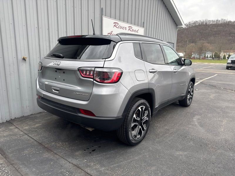 Used 2022 Jeep Compass Limited image 6