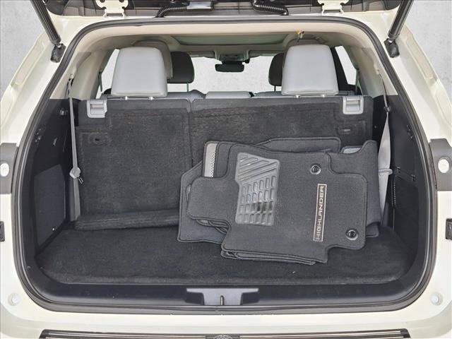 Used 2021 Toyota Highlander Platinum AWD/4WD image 6