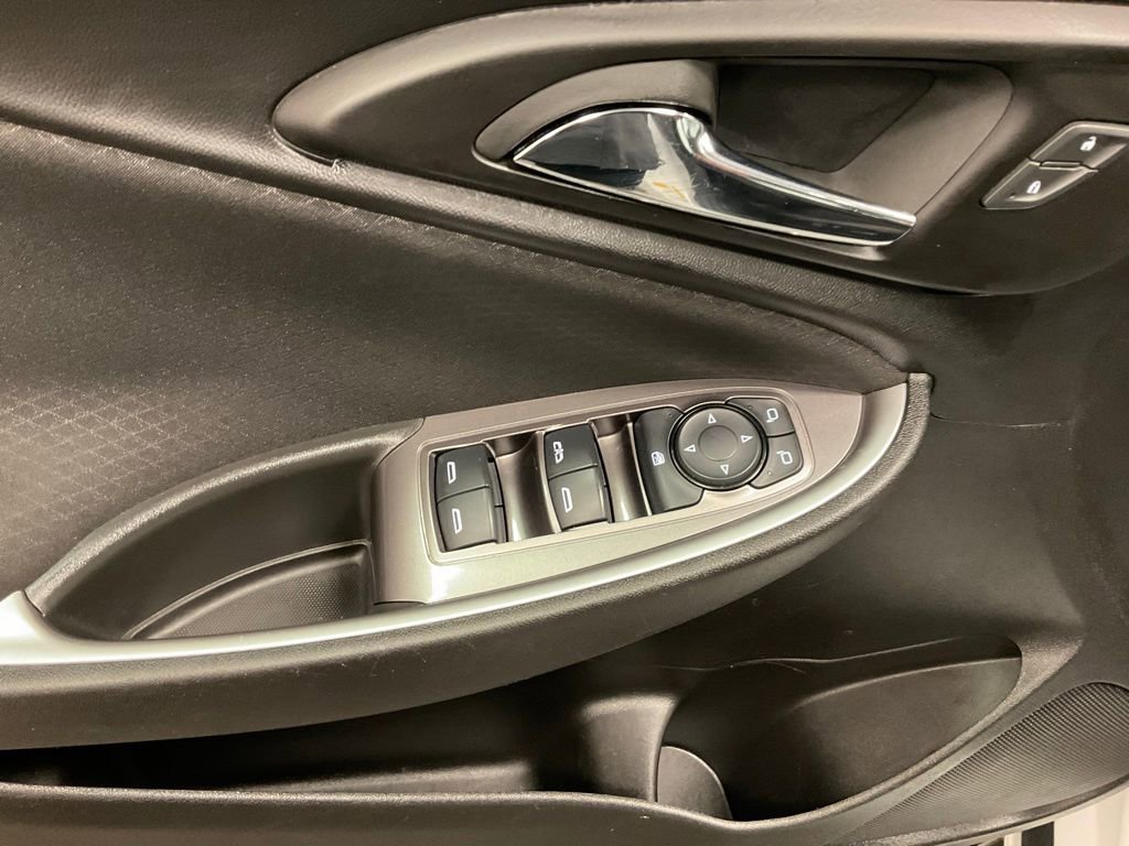 Used 2024 Chevrolet Malibu LT image 15