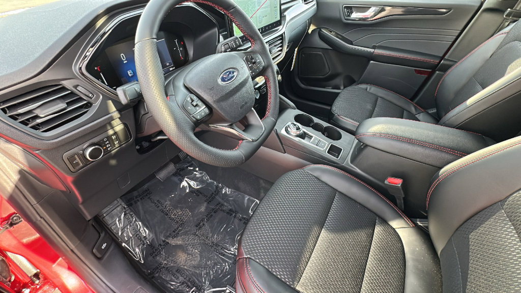 New 2026 Ford Escape ST-Line w/ Tech Pack #1 AWD/4WD image 10