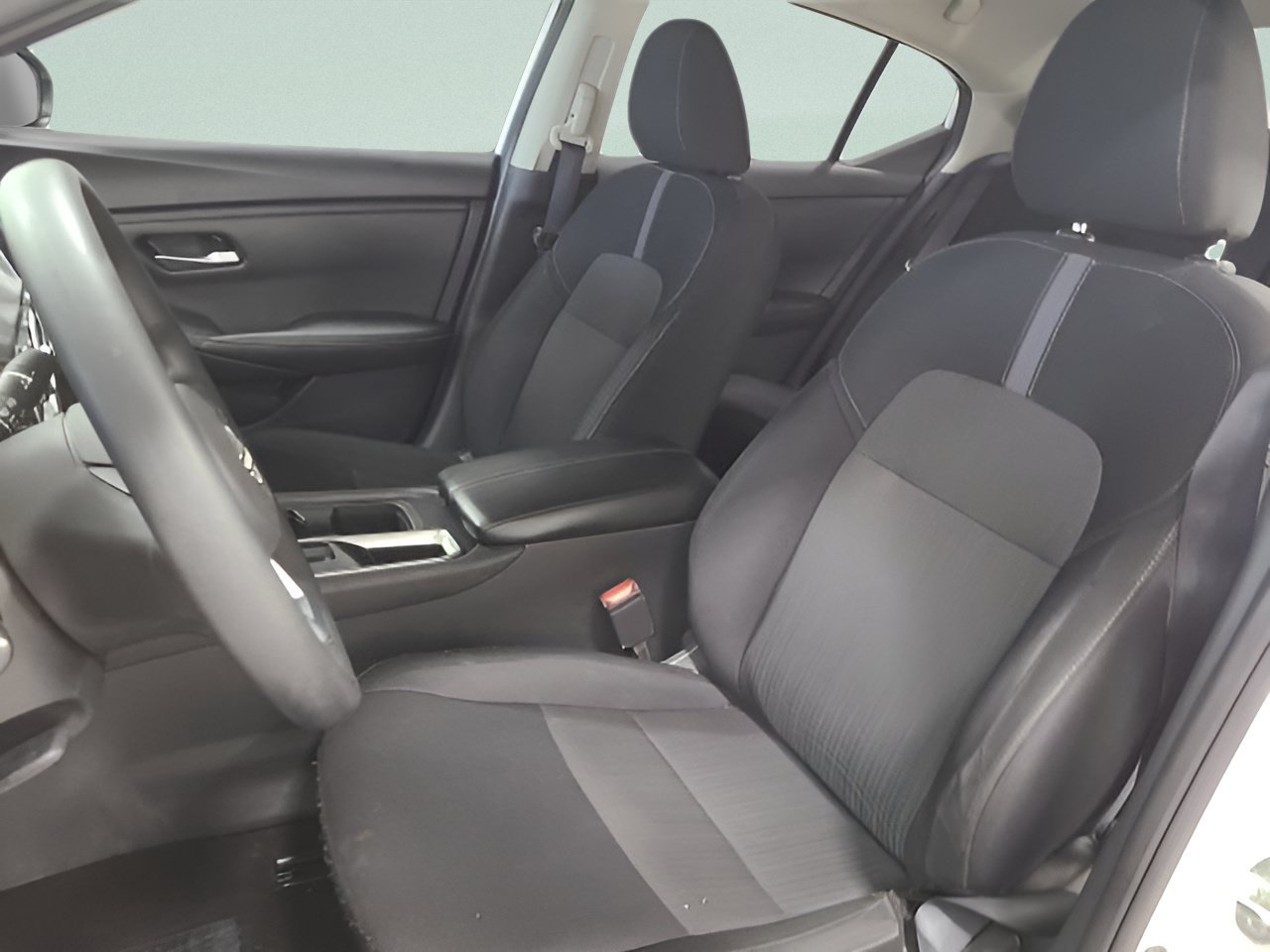 Used 2024 Nissan Sentra SV FWD image 19