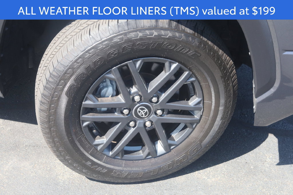 Used 2025 Toyota Tundra SR5 w/ SR5 Convenience Package AWD/4WD image 6