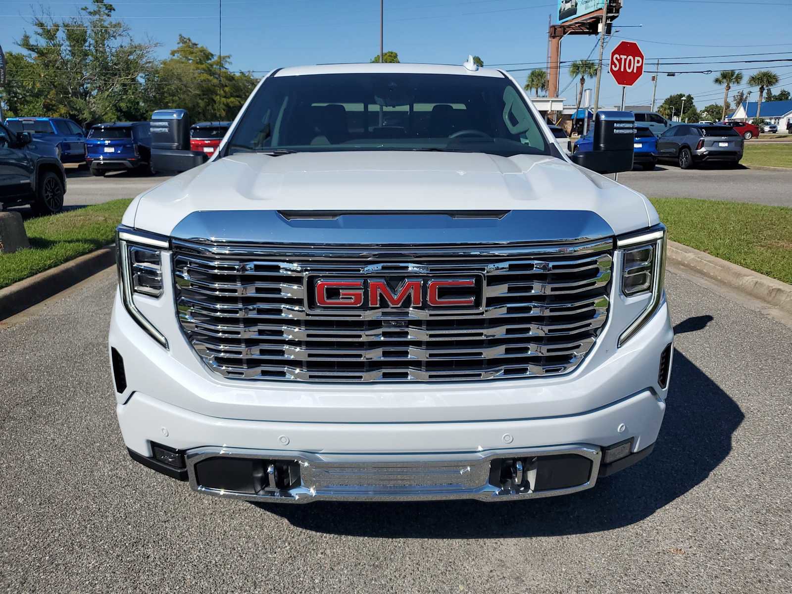 New 2026 GMC Sierra 1500 Denali w/ Technology Package image 9
