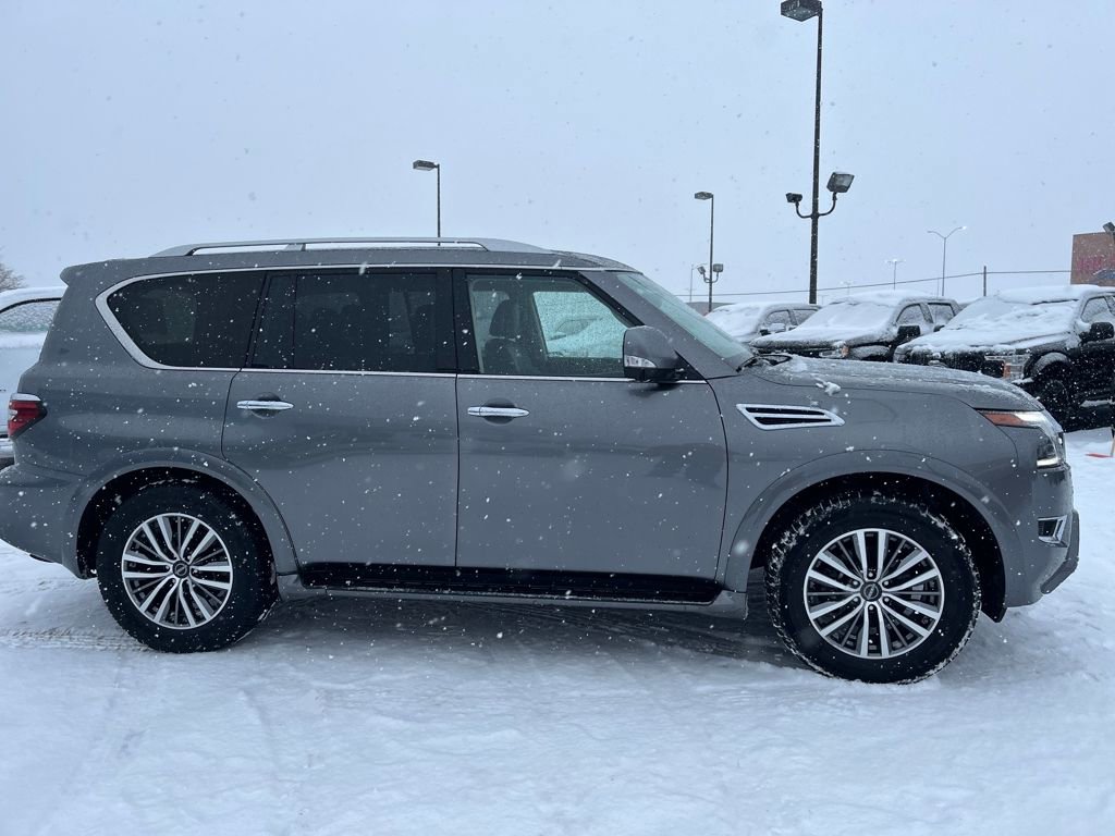 Used 2024 Nissan Armada SL image 6