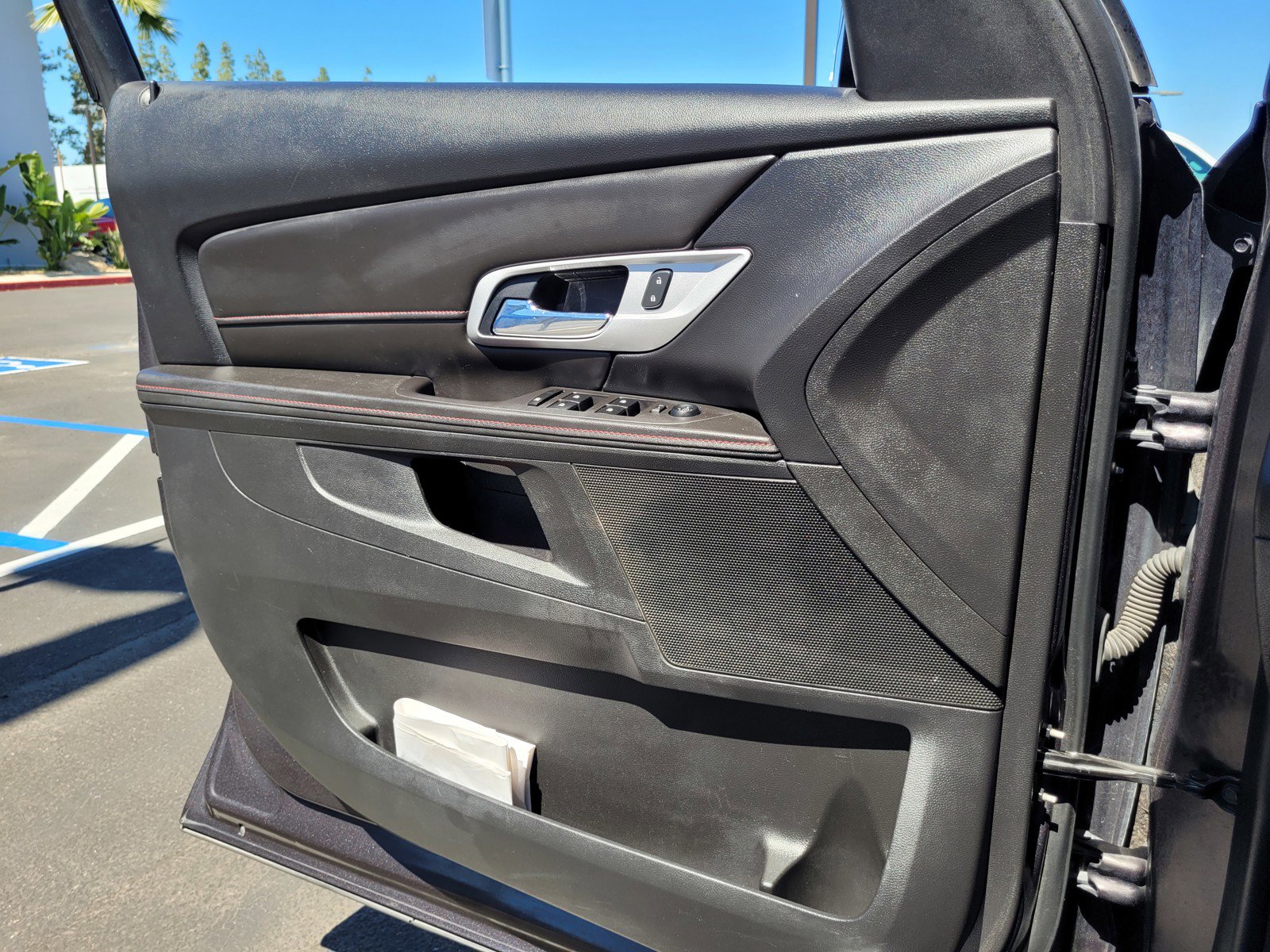 Used 2014 GMC Terrain SLE image 25