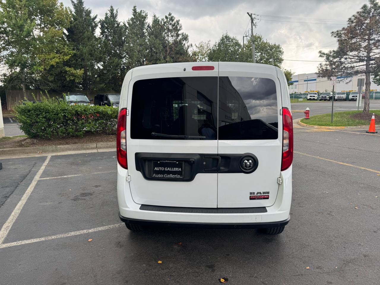 Used 2017 RAM ProMaster City Tradesman SLT w/ Rear Back-up Camera Group FWD image 5