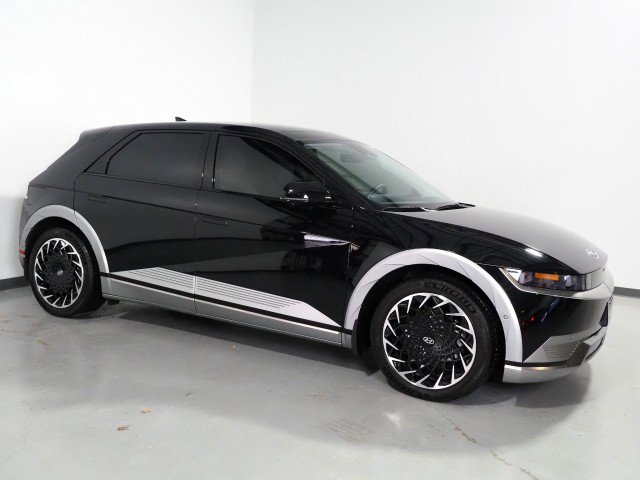 Used 2023 Hyundai Ioniq 5 Limited image 1