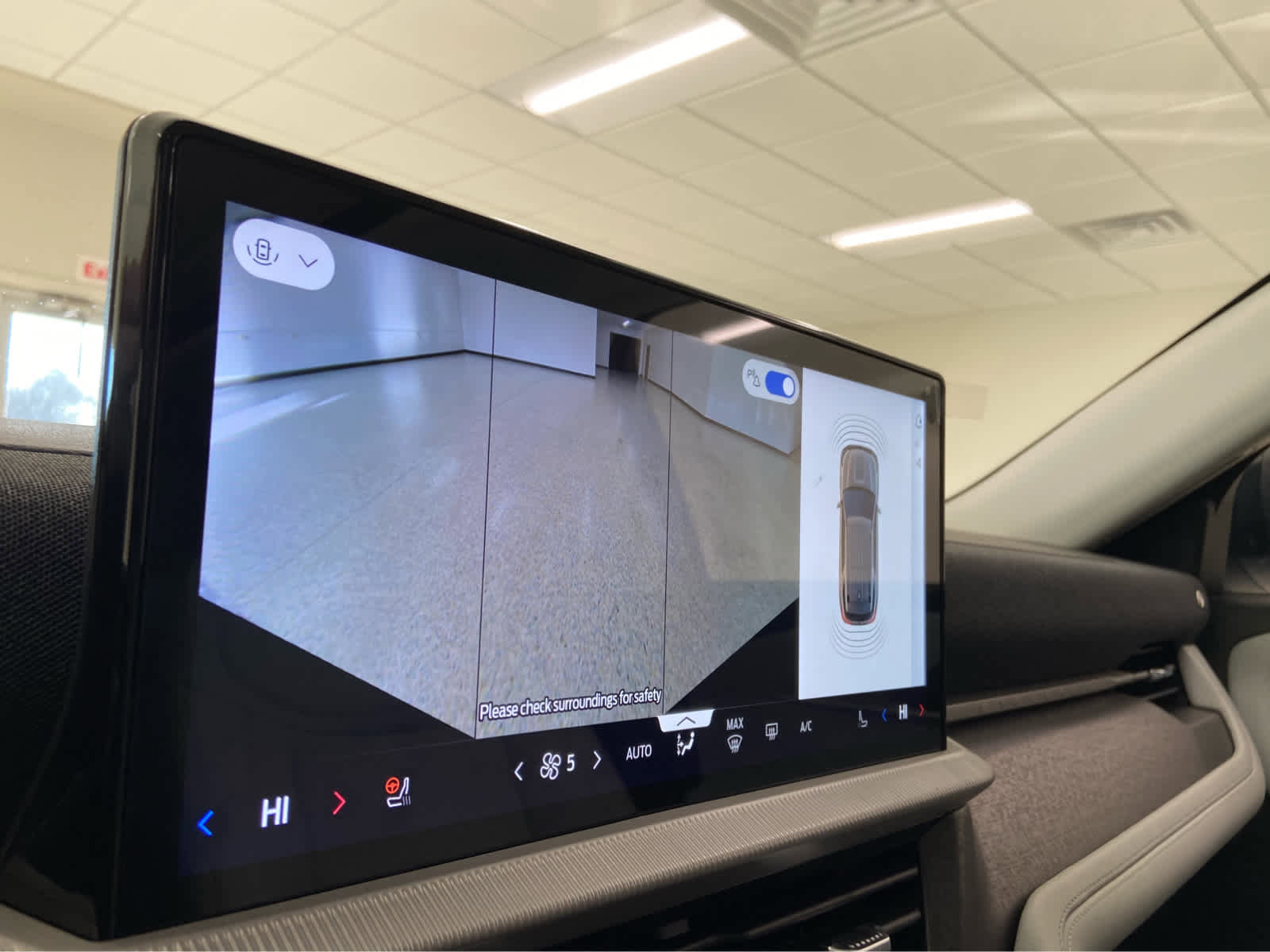 New 2026 Ford Explorer Platinum w/ LUX Leather Package image 35