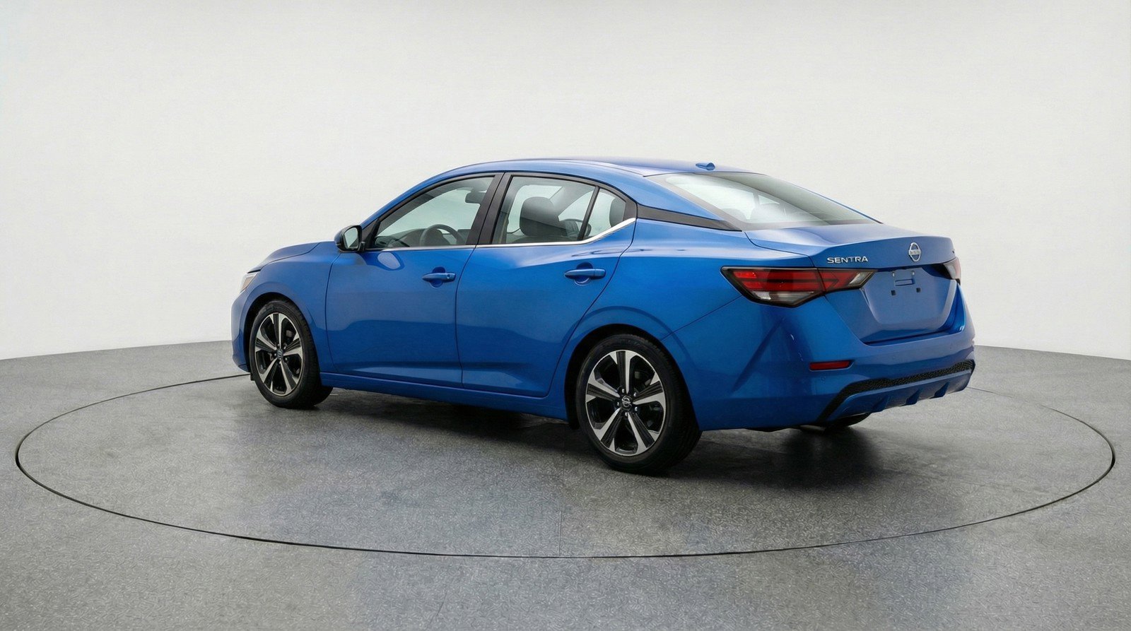Used 2025 Nissan Sentra SV FWD image 6