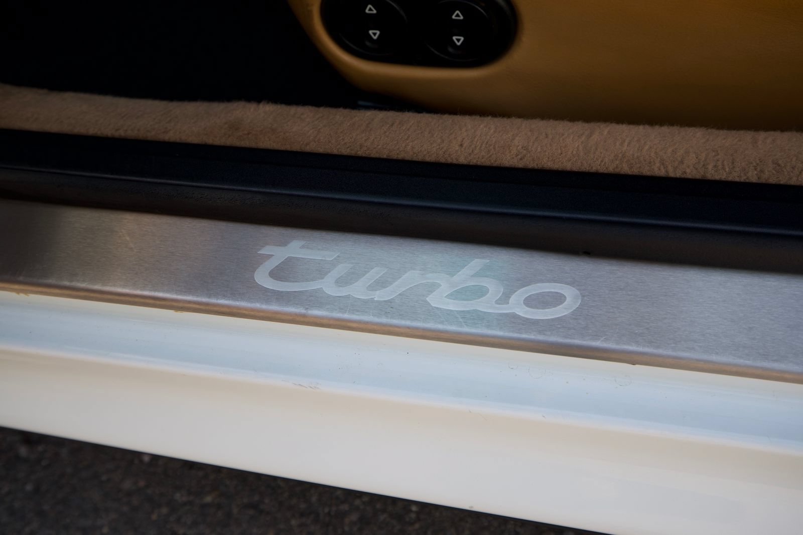 Used 1997 Porsche 911 Turbo AWD/4WD image 31