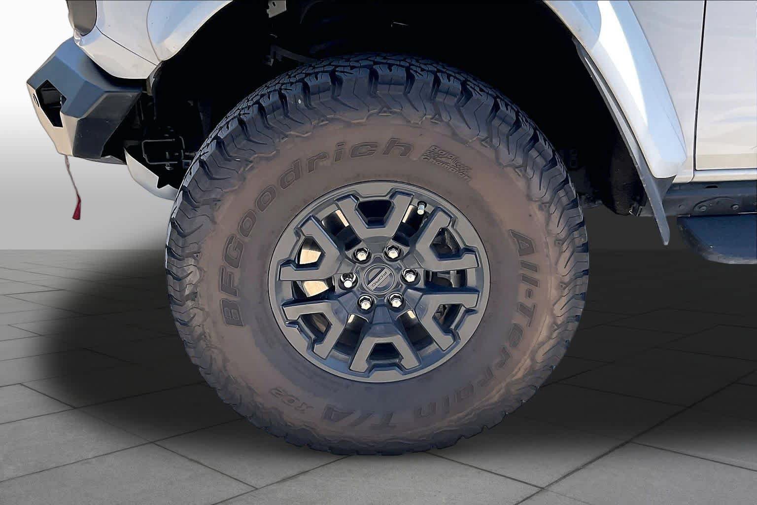 Used 2024 Ford Bronco Raptor w/ Interior Carbon Fiber Pack 6 AWD/4WD image 10