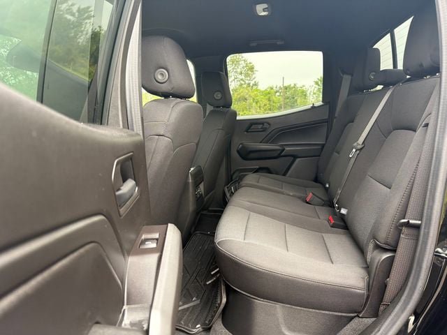 Used 2026 Chevrolet Colorado W/T w/ WT Custom Package RWD image 12