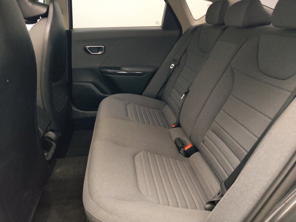 Used 2025 Kia K4 EX FWD image 18