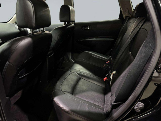 Used 2012 Nissan Rogue SL image 34