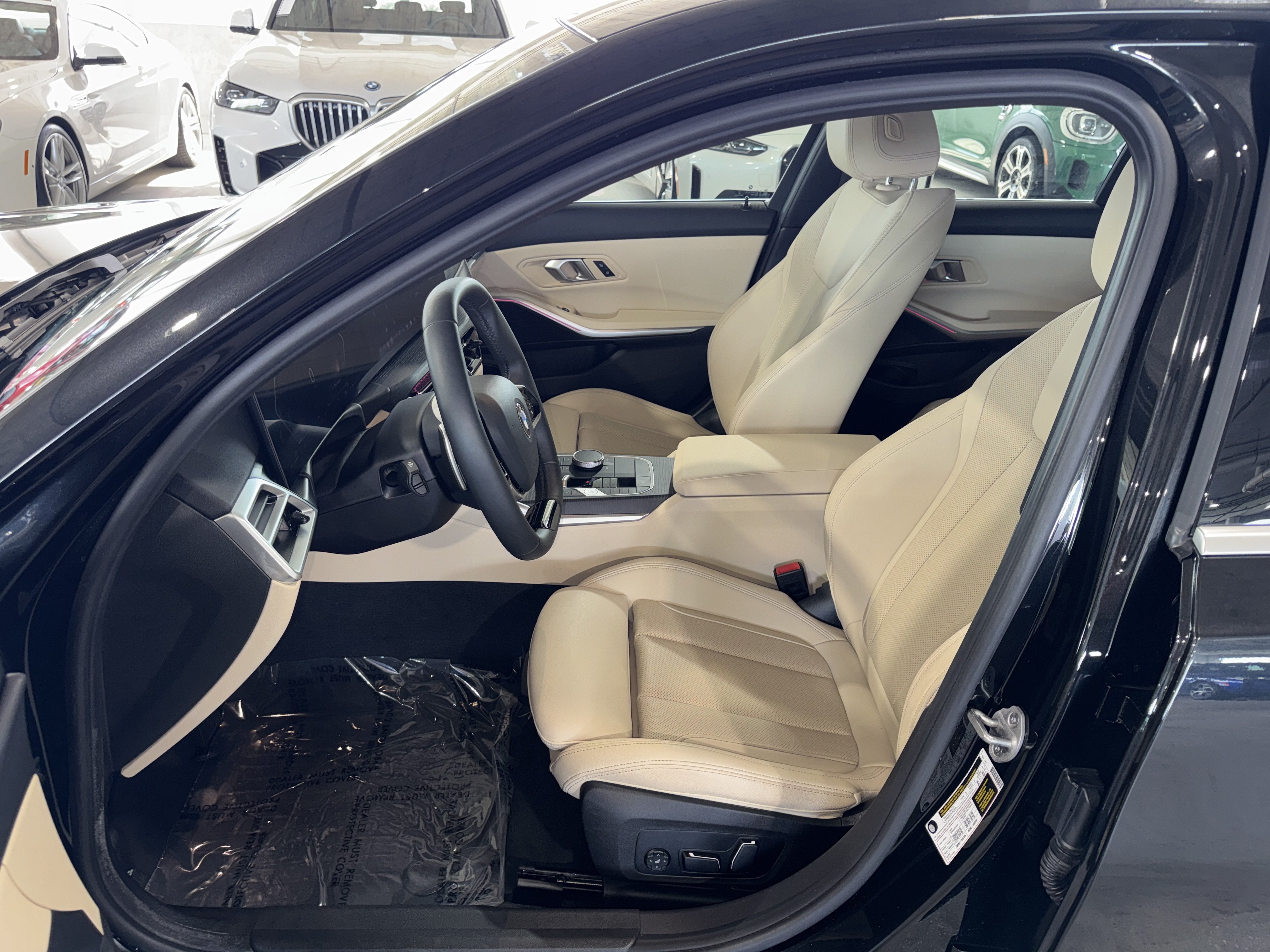 Certified 2025 BMW 330i Sedan w/ Premium Package RWD image 22