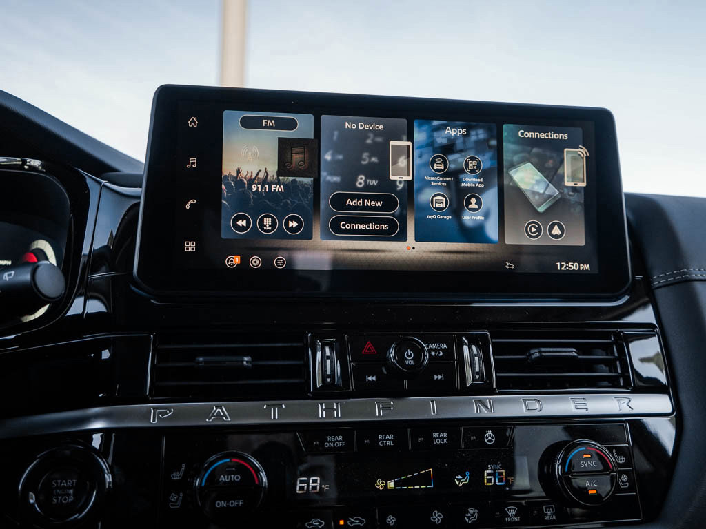 New 2026 Nissan Pathfinder Platinum AWD/4WD image 25