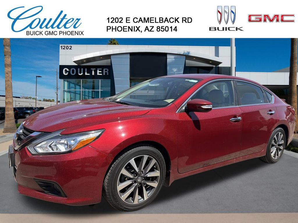 Used 2017 Nissan Altima 2.5 SL w/ Moonroof Package