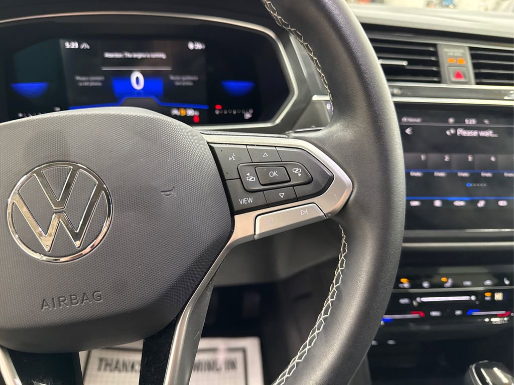 Used 2022 Volkswagen Tiguan SE image 27
