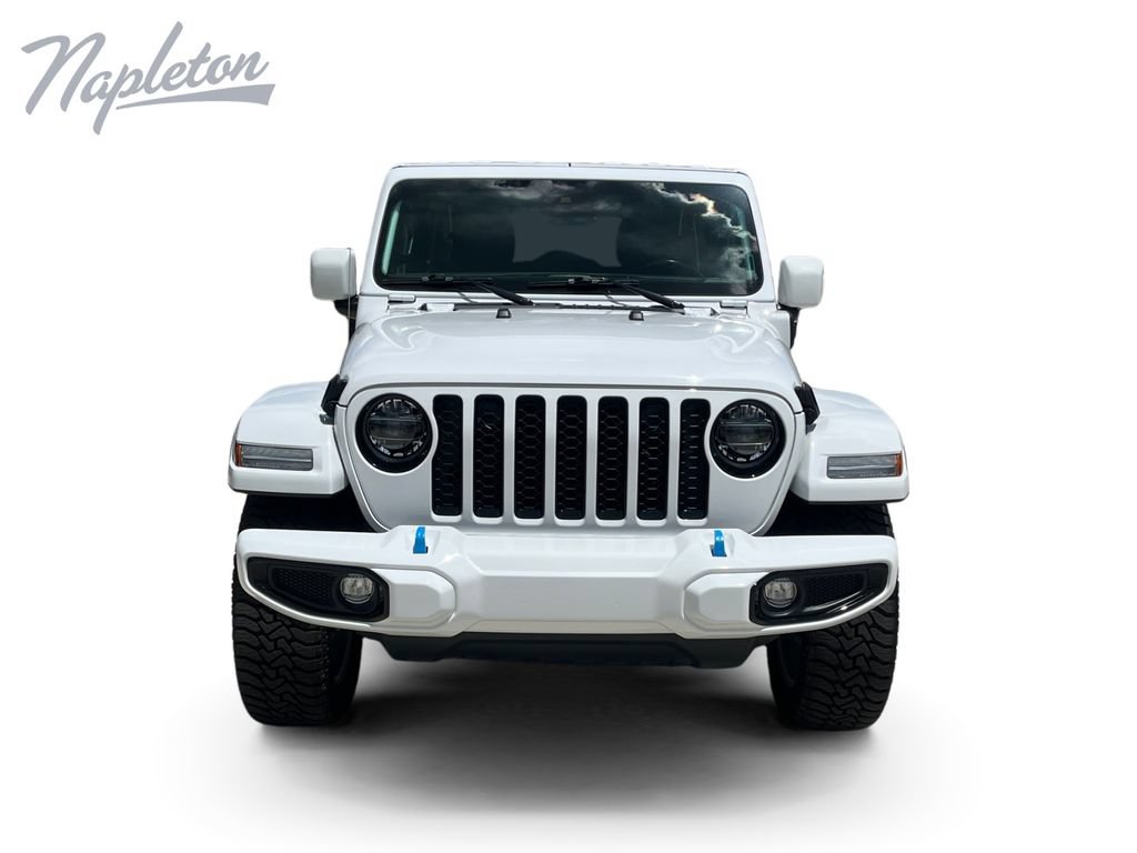 Used 2022 Jeep Wrangler Unlimited Sahara AWD/4WD image 9
