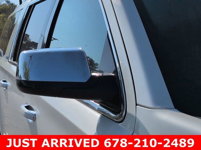 Used 2015 Chevrolet Suburban LTZ image 11