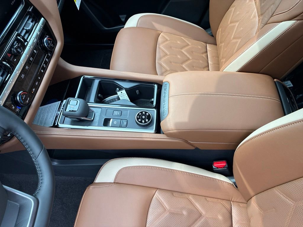 New 2026 Nissan Pathfinder Platinum AWD/4WD image 19