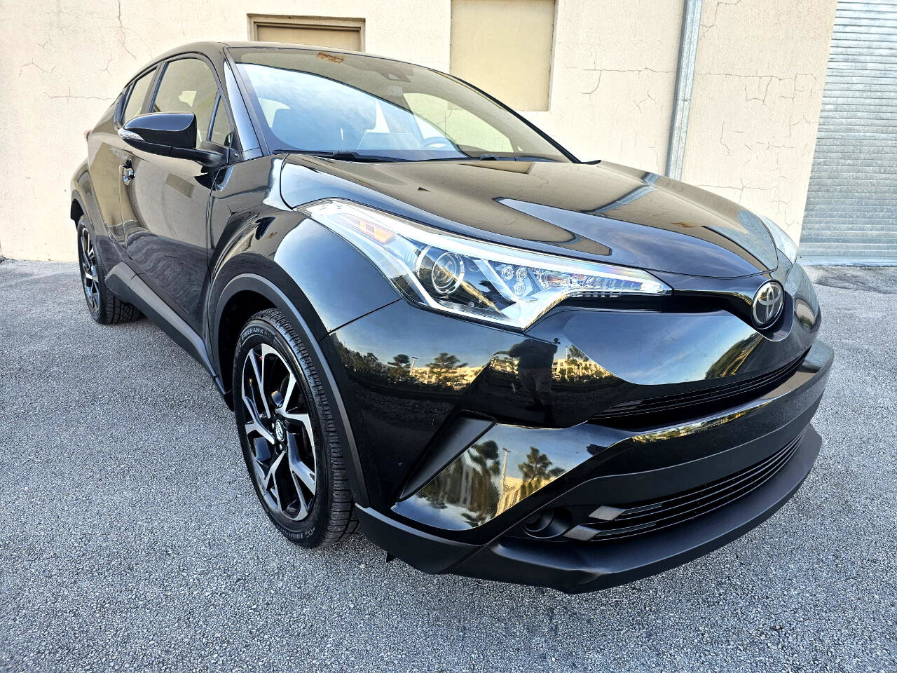 Used 2019 Toyota C-HR Limited image 16