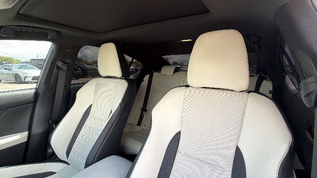 Used 2021 Lexus IS 350 F Sport w/ Navigation Package image 15