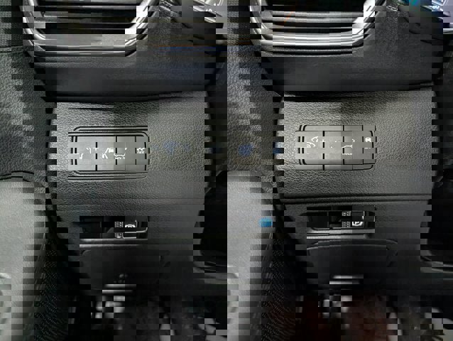 Used 2021 Hyundai Santa Fe Blue image 23