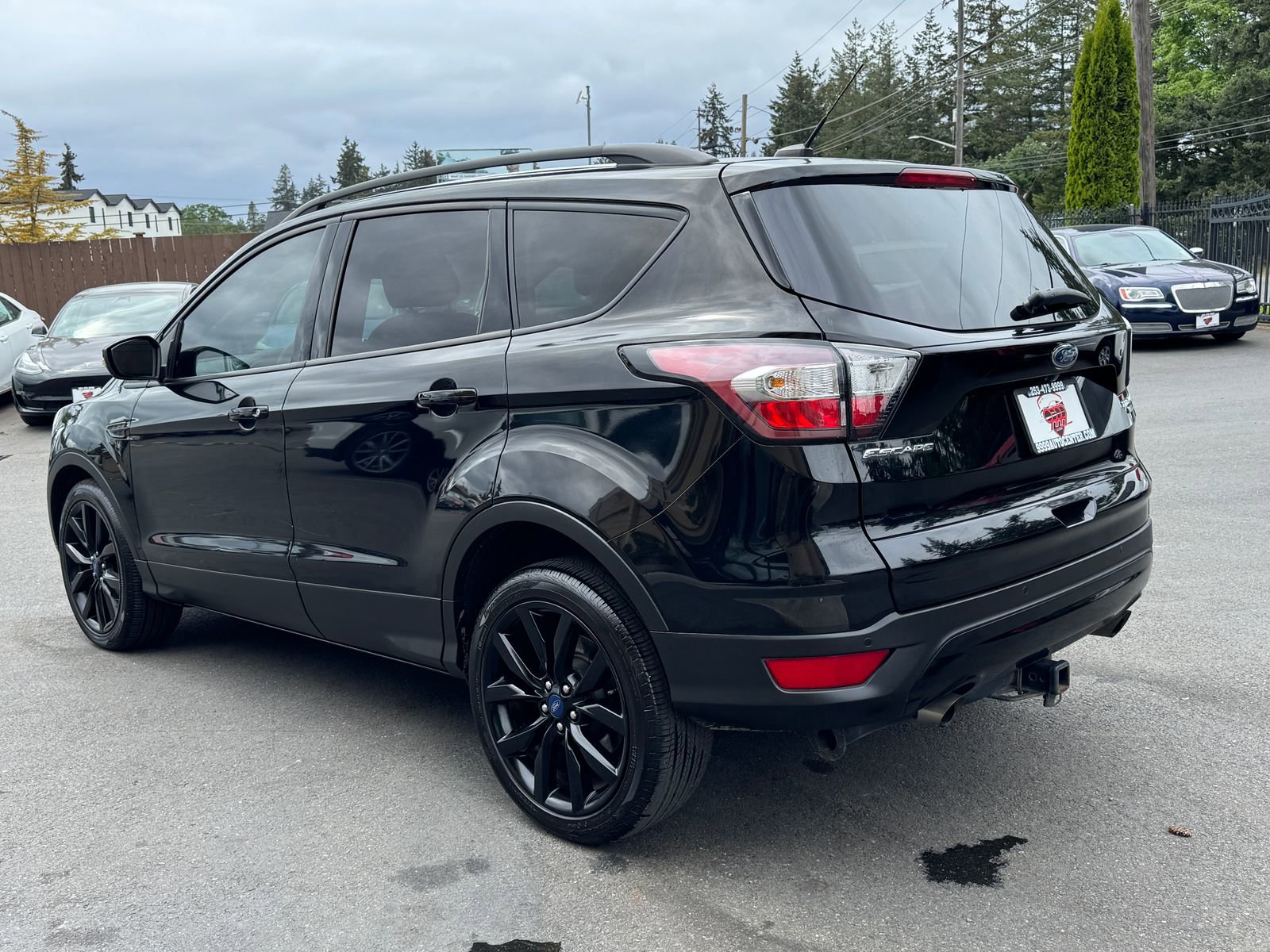 Used 2017 Ford Escape Titanium AWD/4WD image 5