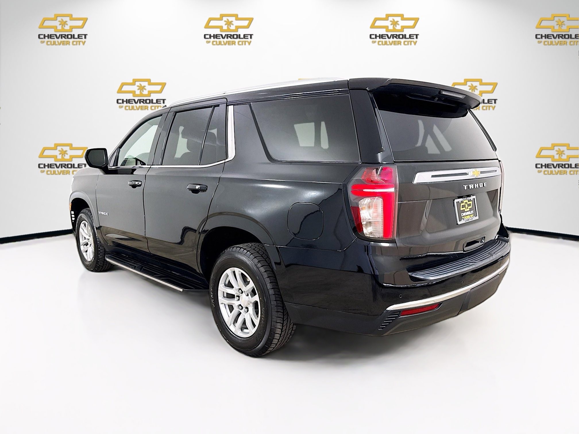 Used 2023 Chevrolet Tahoe LT RWD image 5