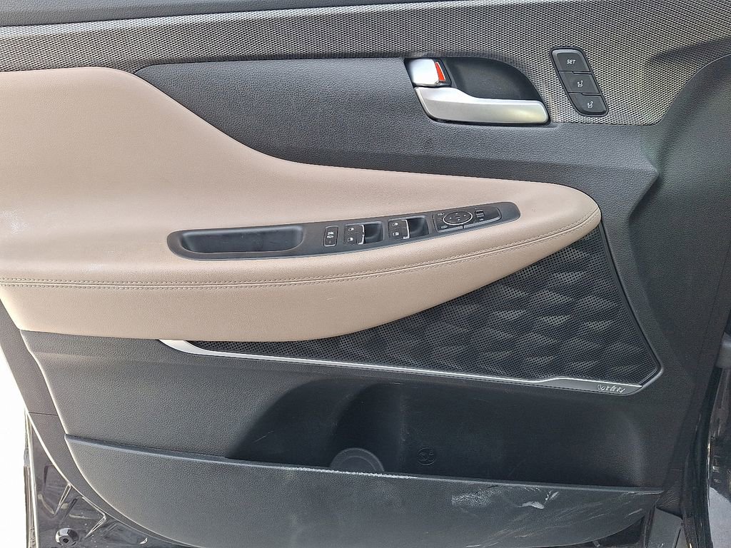 Used 2019 Hyundai Santa Fe AWD image 12