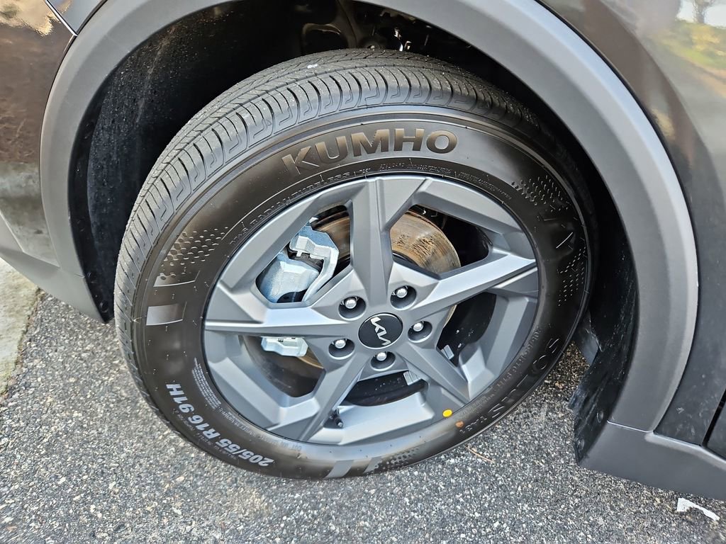 Used 2026 Kia K4 LXS image 29