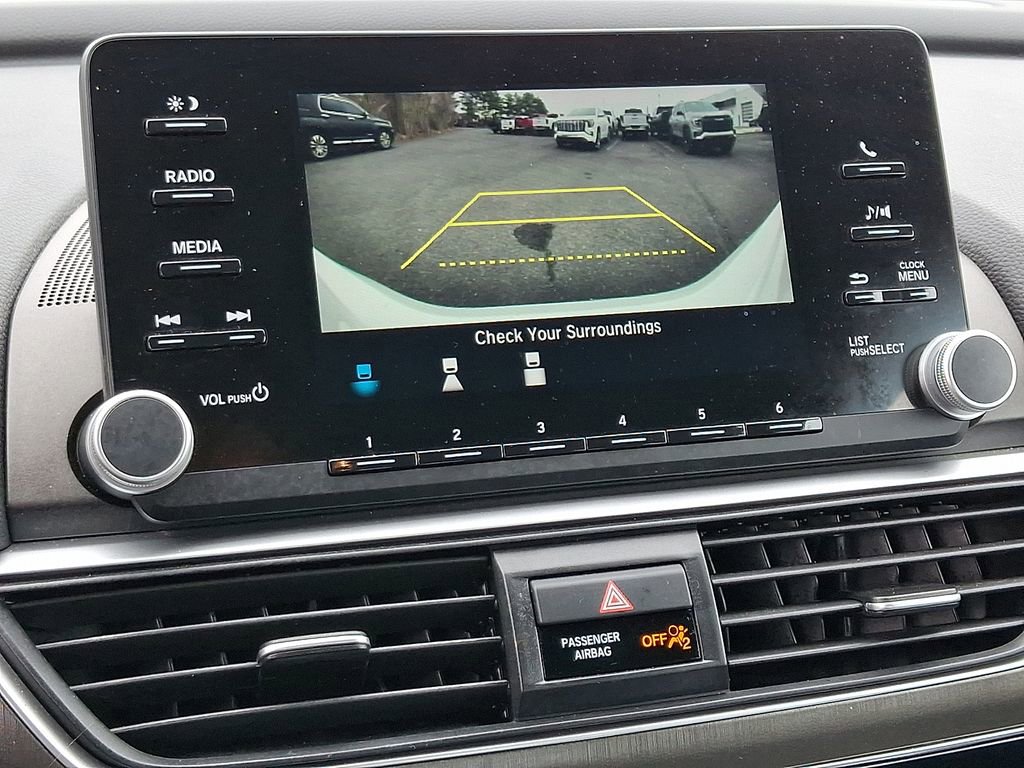 Used 2019 Honda Accord LX image 17