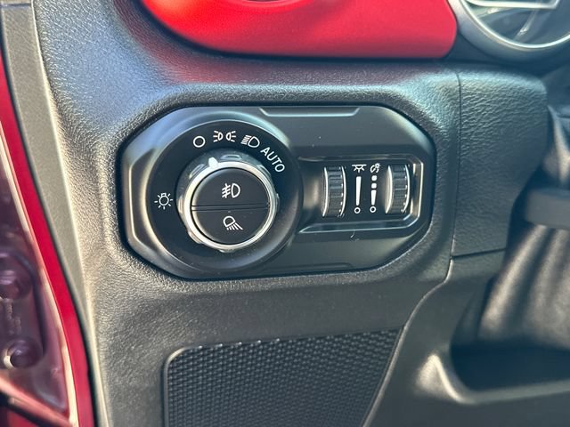 Used 2021 Jeep Gladiator Rubicon AWD/4WD image 24