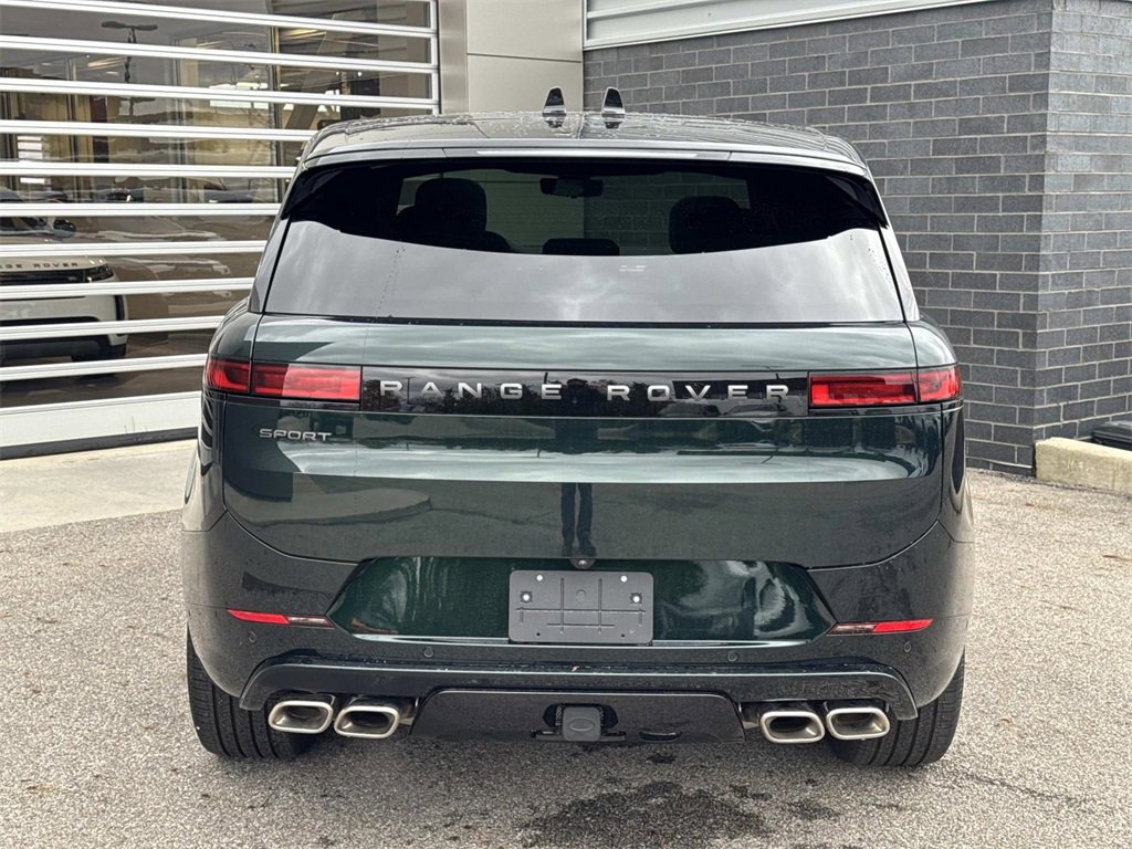 Used 2025 Land Rover Range Rover Sport Autobiography image 5
