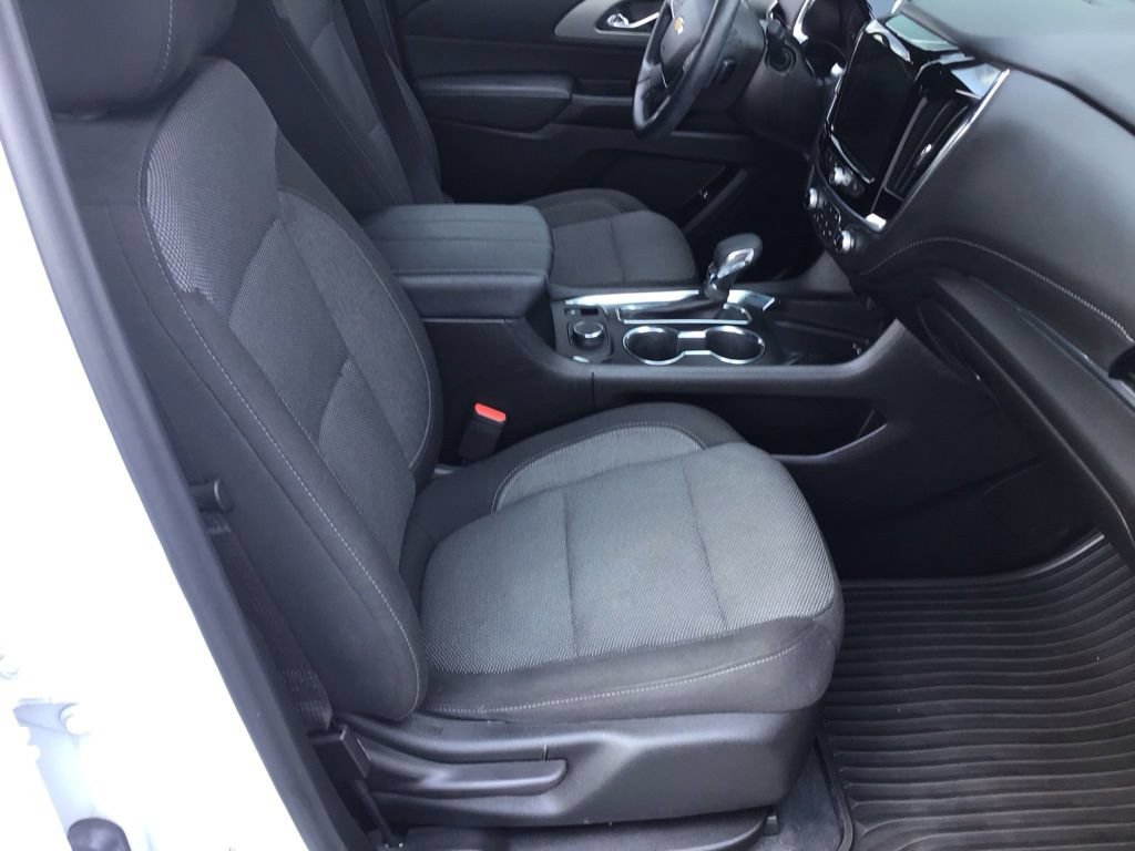 Used 2023 Chevrolet Traverse LT AWD/4WD image 11