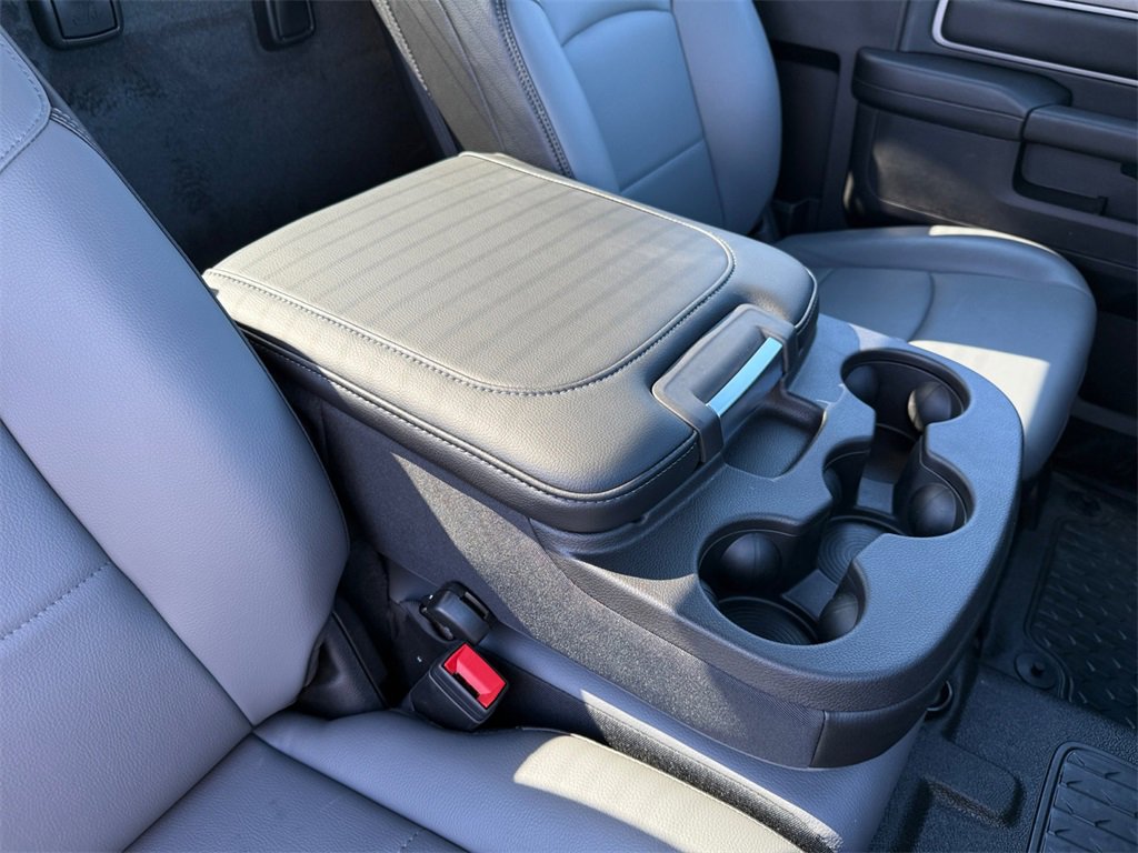 New 2025 RAM 3500 Tradesman image 17