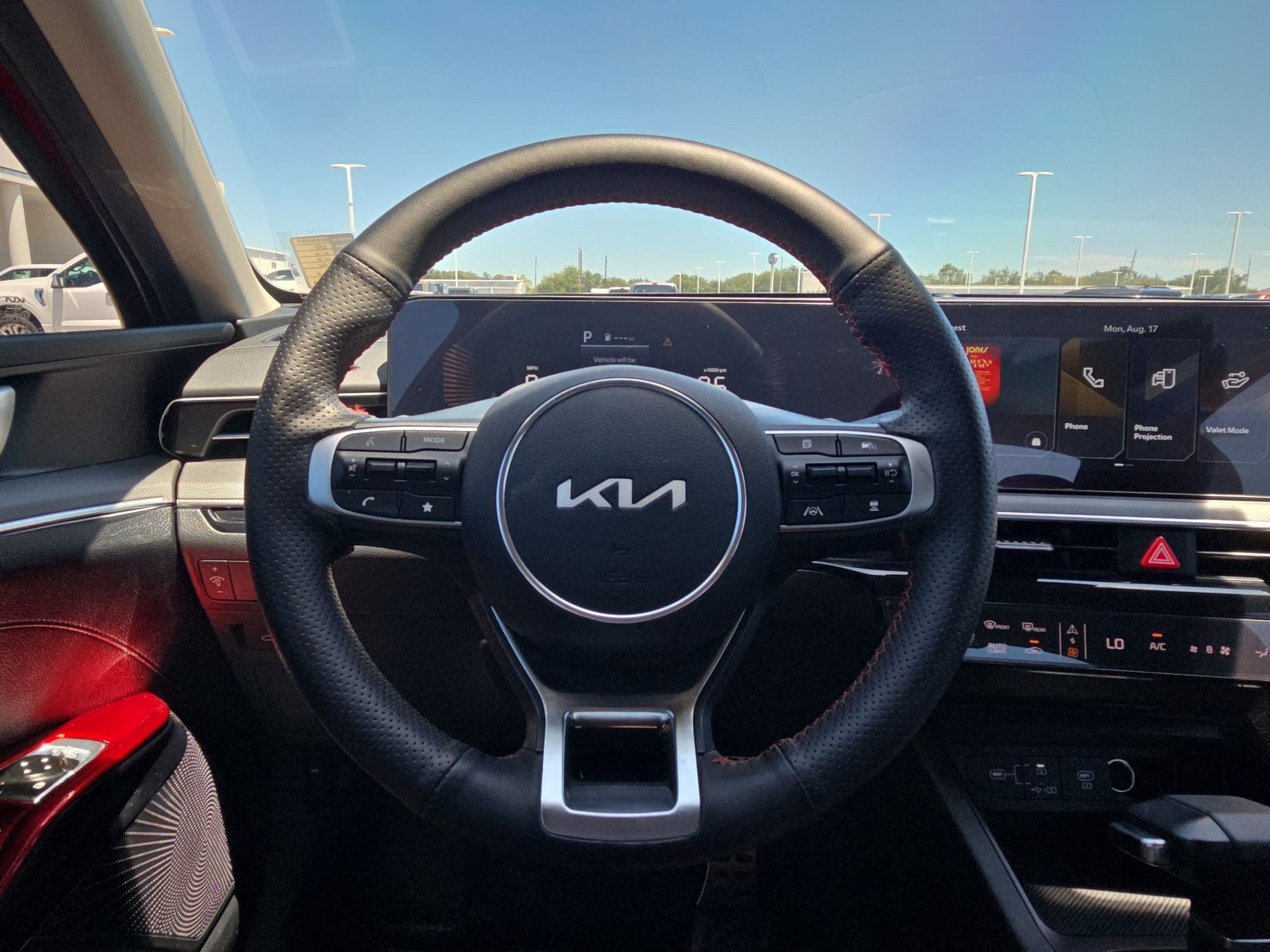 Used 2025 Kia K5 LXS FWD image 17