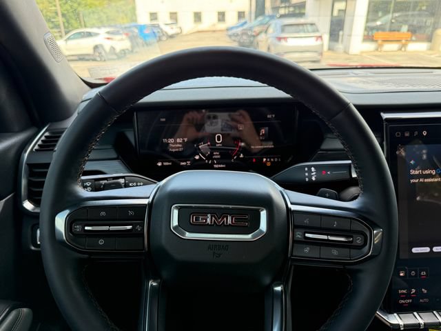 Used 2024 GMC Acadia AT4 AWD/4WD image 14