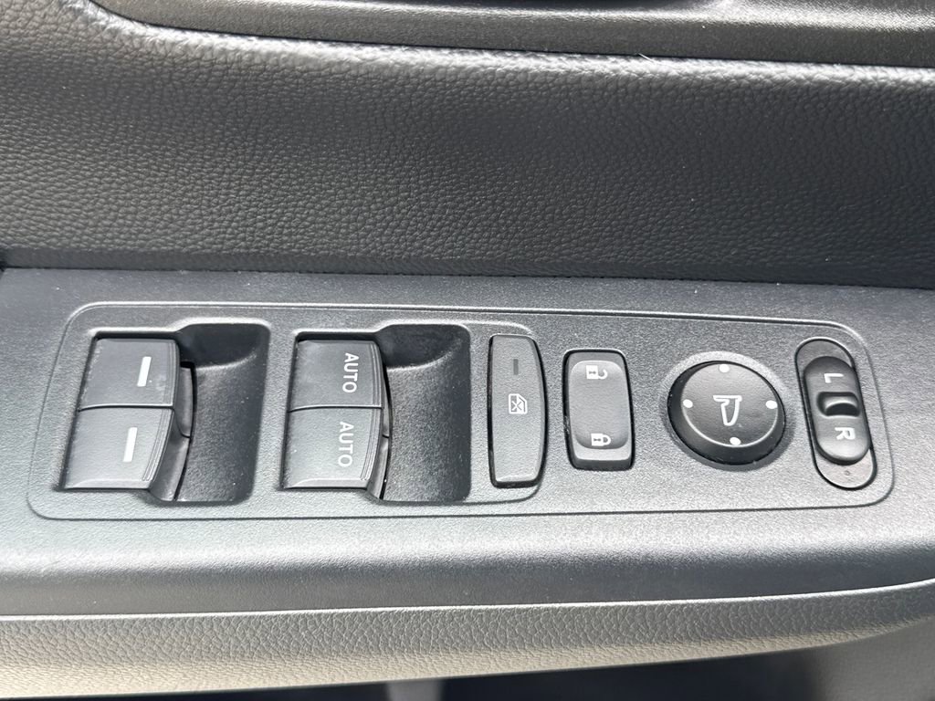 Used 2024 Honda CR-V Sport image 15