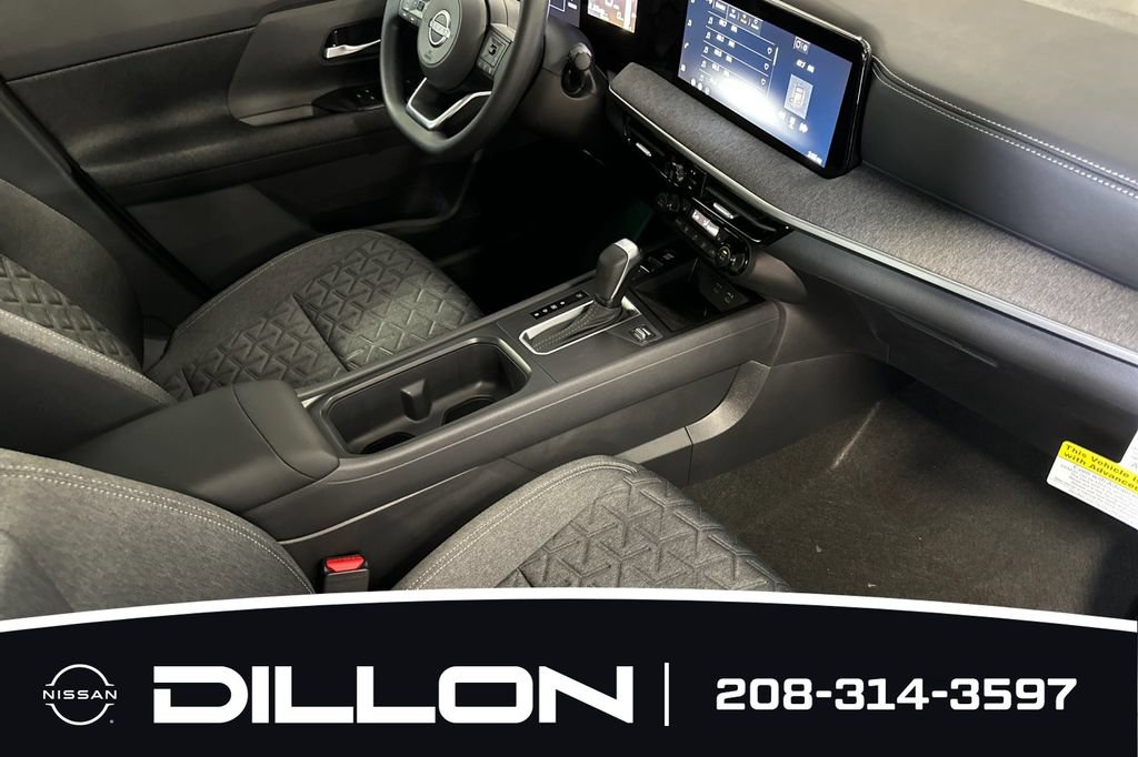 New 2026 Nissan Kicks SV w/ Interior Electronics Package AWD/4WD image 17
