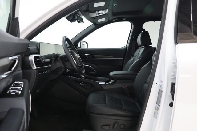 Used 2025 Kia Telluride EX X-Line AWD/4WD image 18