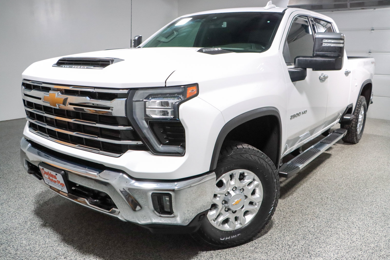 Used 2024 Chevrolet Silverado 2500 LTZ AWD/4WD image 32