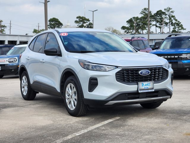 New 2026 Ford Escape Active image 2