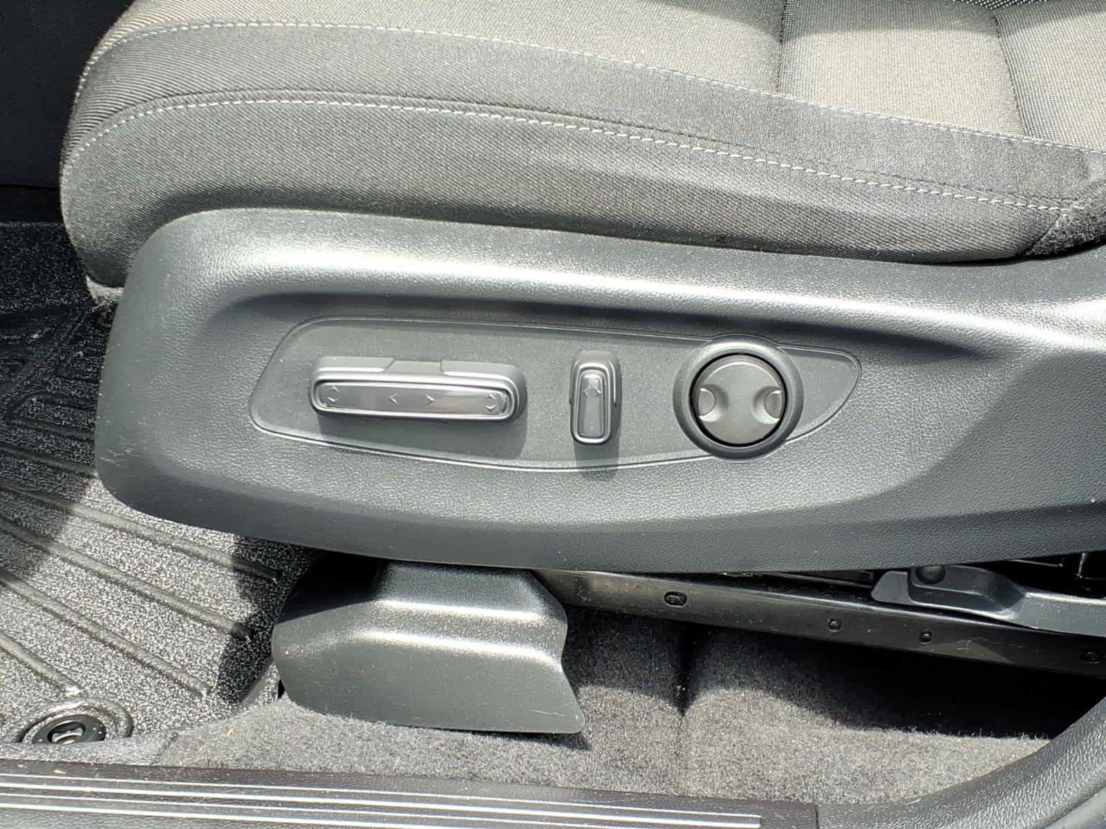 Used 2024 Honda CR-V EX image 17