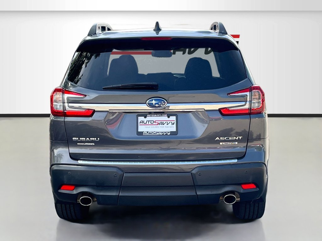 Used 2024 Subaru Ascent Limited w/ Technology Package AWD/4WD image 6