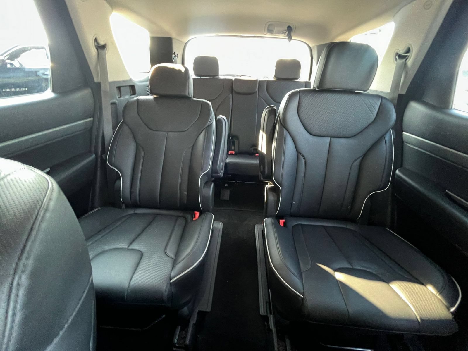 Used 2025 Hyundai Palisade SEL FWD image 41