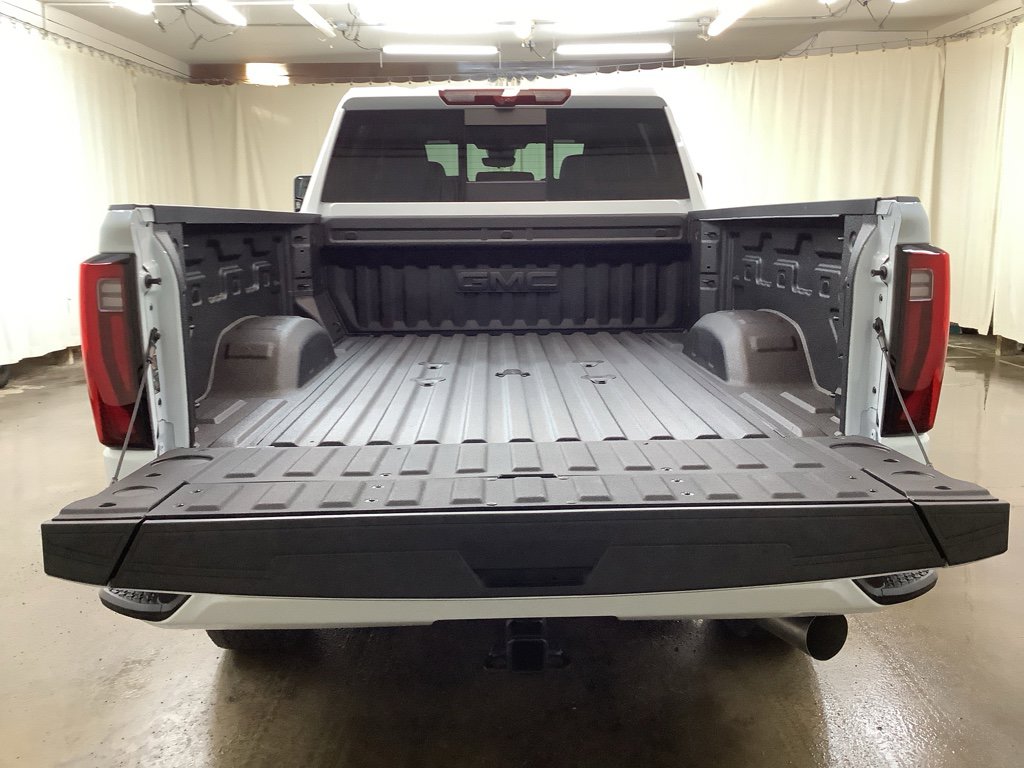 New 2026 GMC Sierra 2500 Denali Ultimate image 9