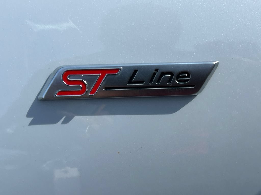 Used 2025 Ford Escape ST-Line FWD image 18